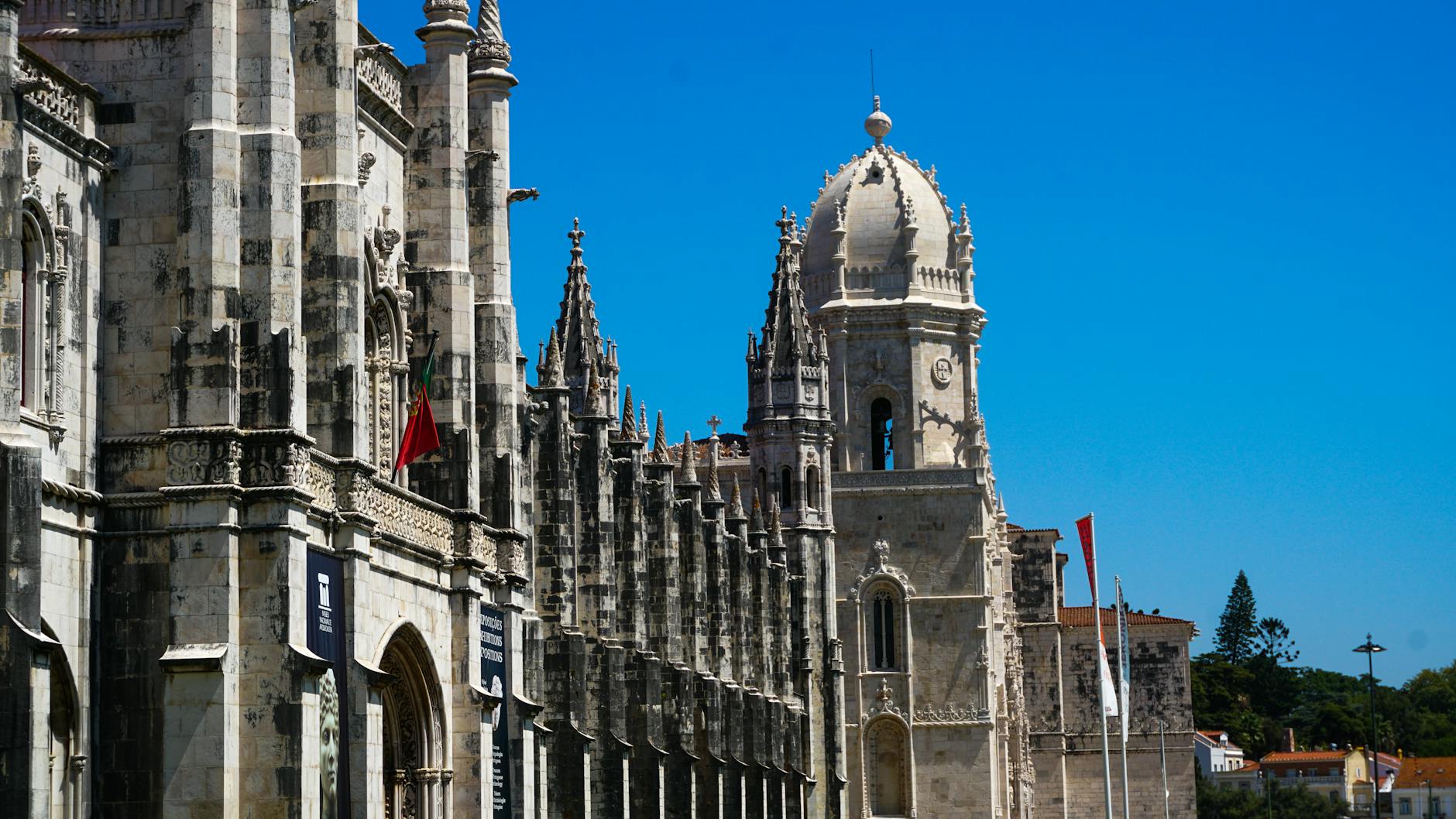 Jerónimos Monastery: Complete Visitor Guide (Tickets, Hours & Tips for 2026)