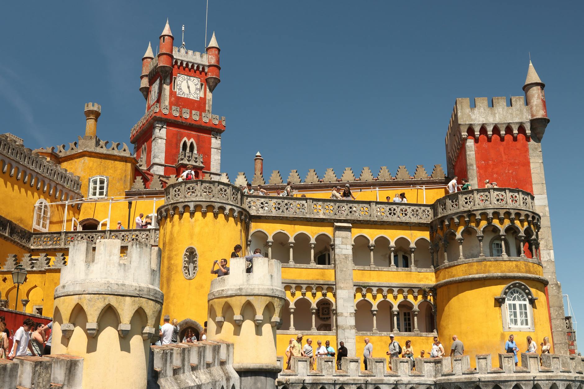 Day Trips from Lisbon: 15 Best Excursions and How to Plan Them (2026)
